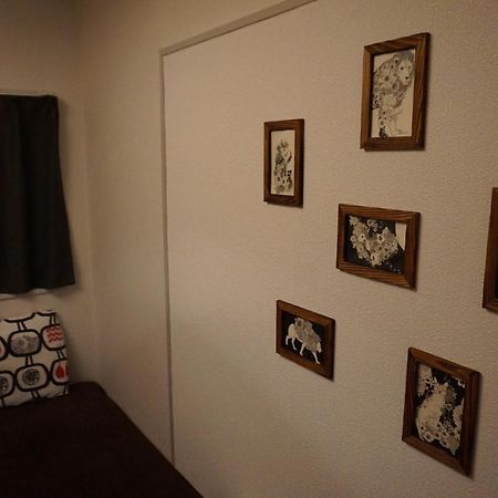 Guesthouse Ten-Roku - Female Only Osaka Buitenkant foto