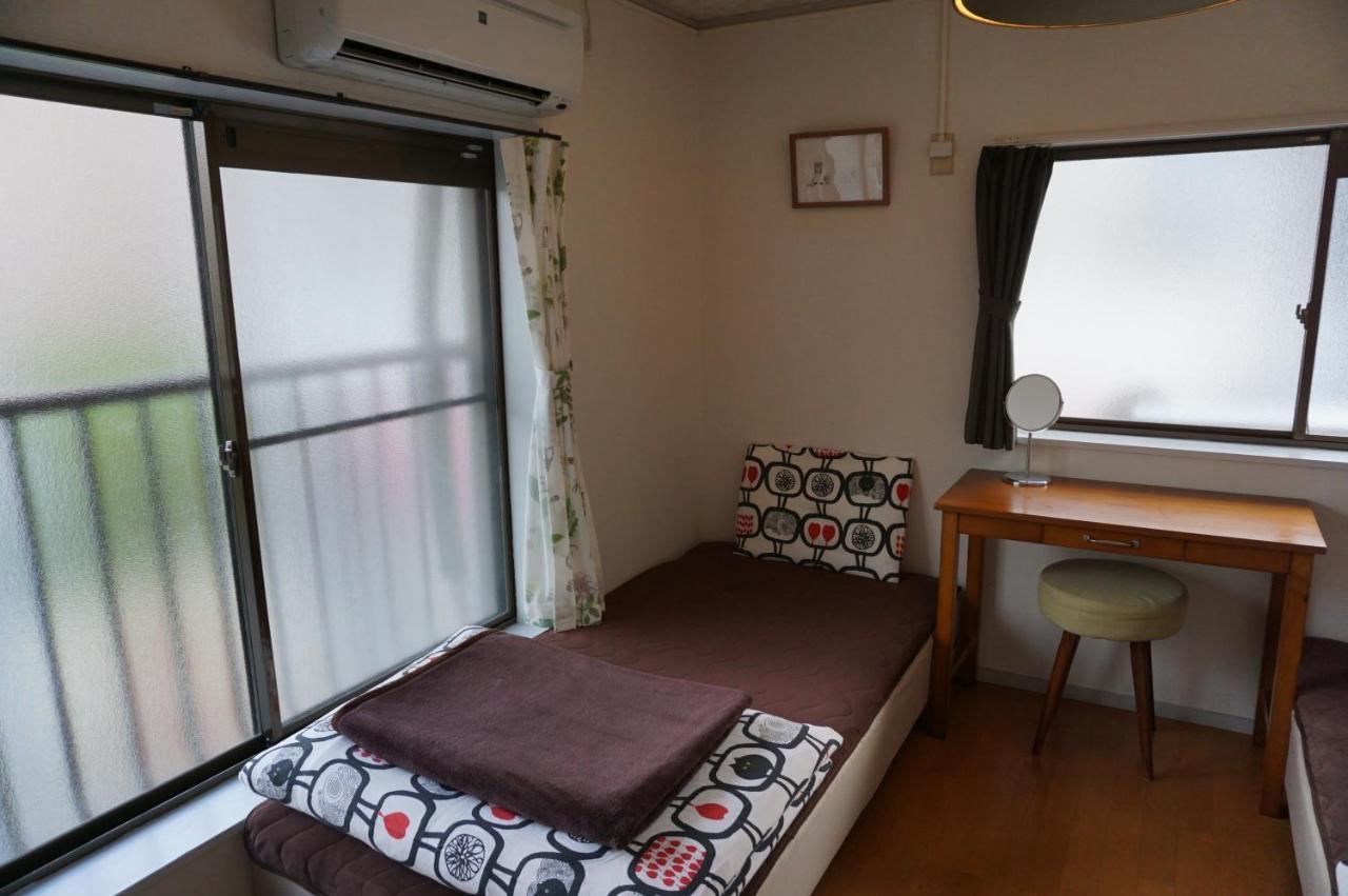 Guesthouse Ten-Roku - Female Only Osaka Buitenkant foto