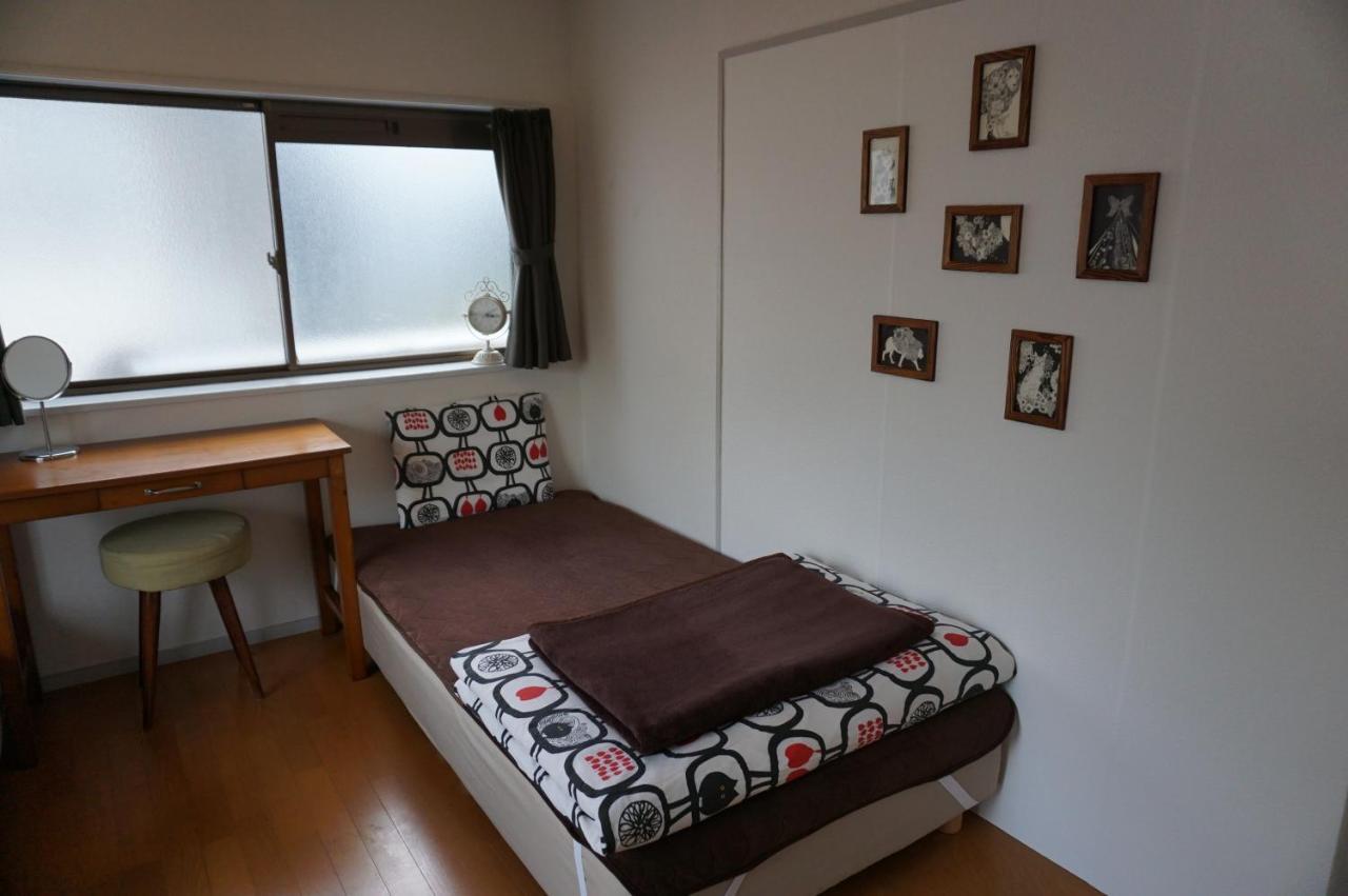 Guesthouse Ten-Roku - Female Only Osaka Buitenkant foto