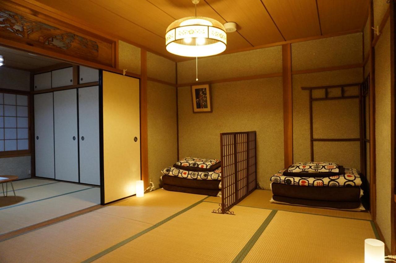 Guesthouse Ten-Roku - Female Only Osaka Buitenkant foto
