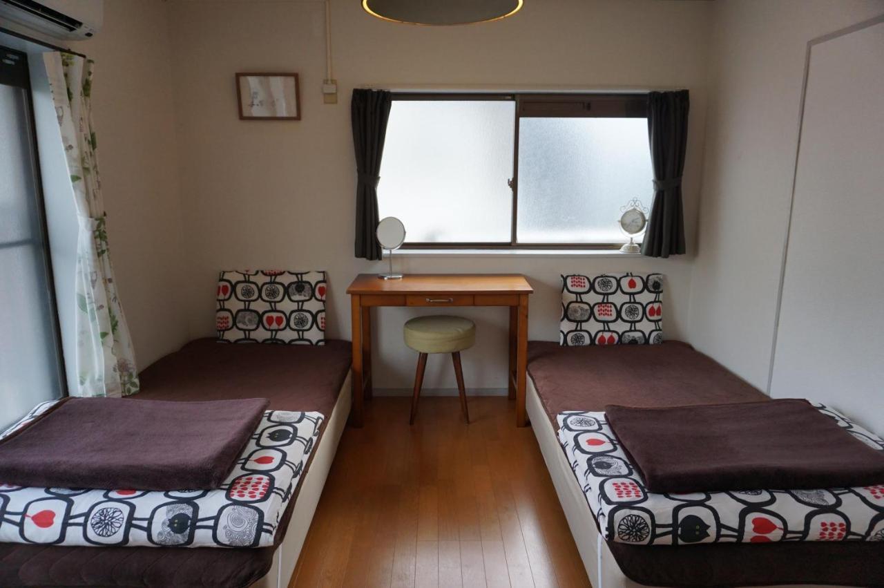 Guesthouse Ten-Roku - Female Only Osaka Buitenkant foto