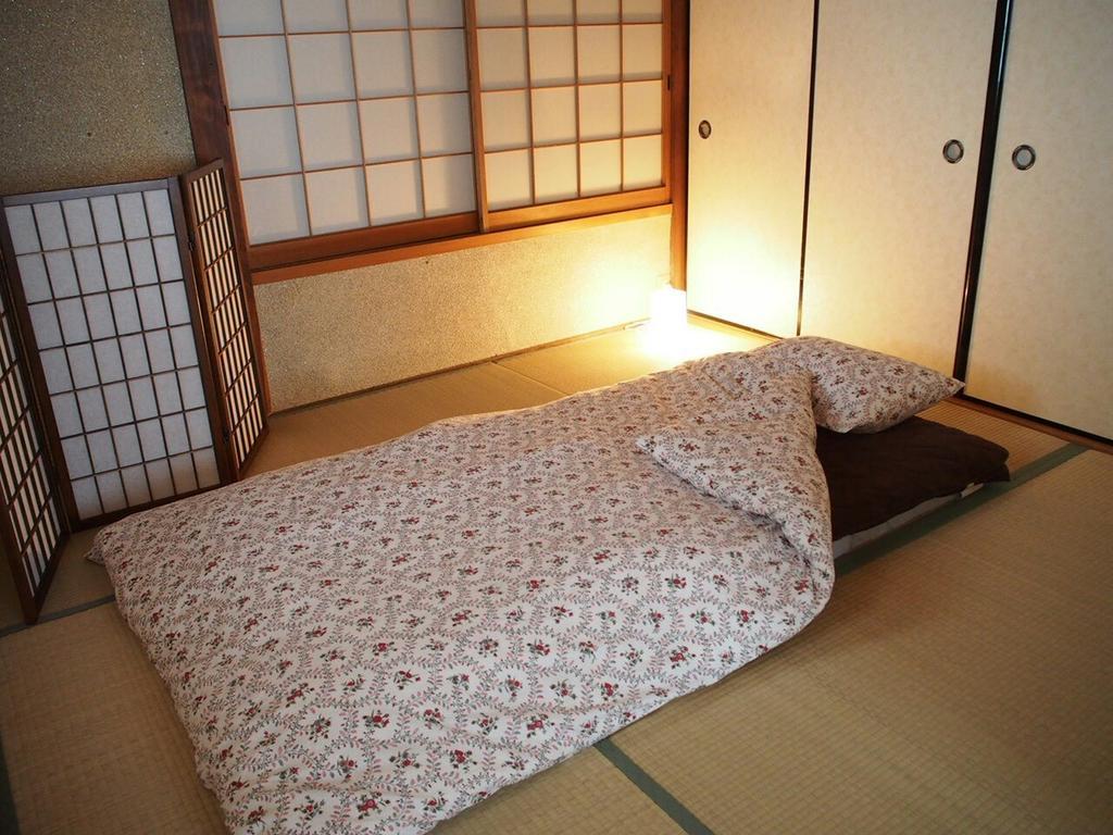Guesthouse Ten-Roku - Female Only Osaka Buitenkant foto